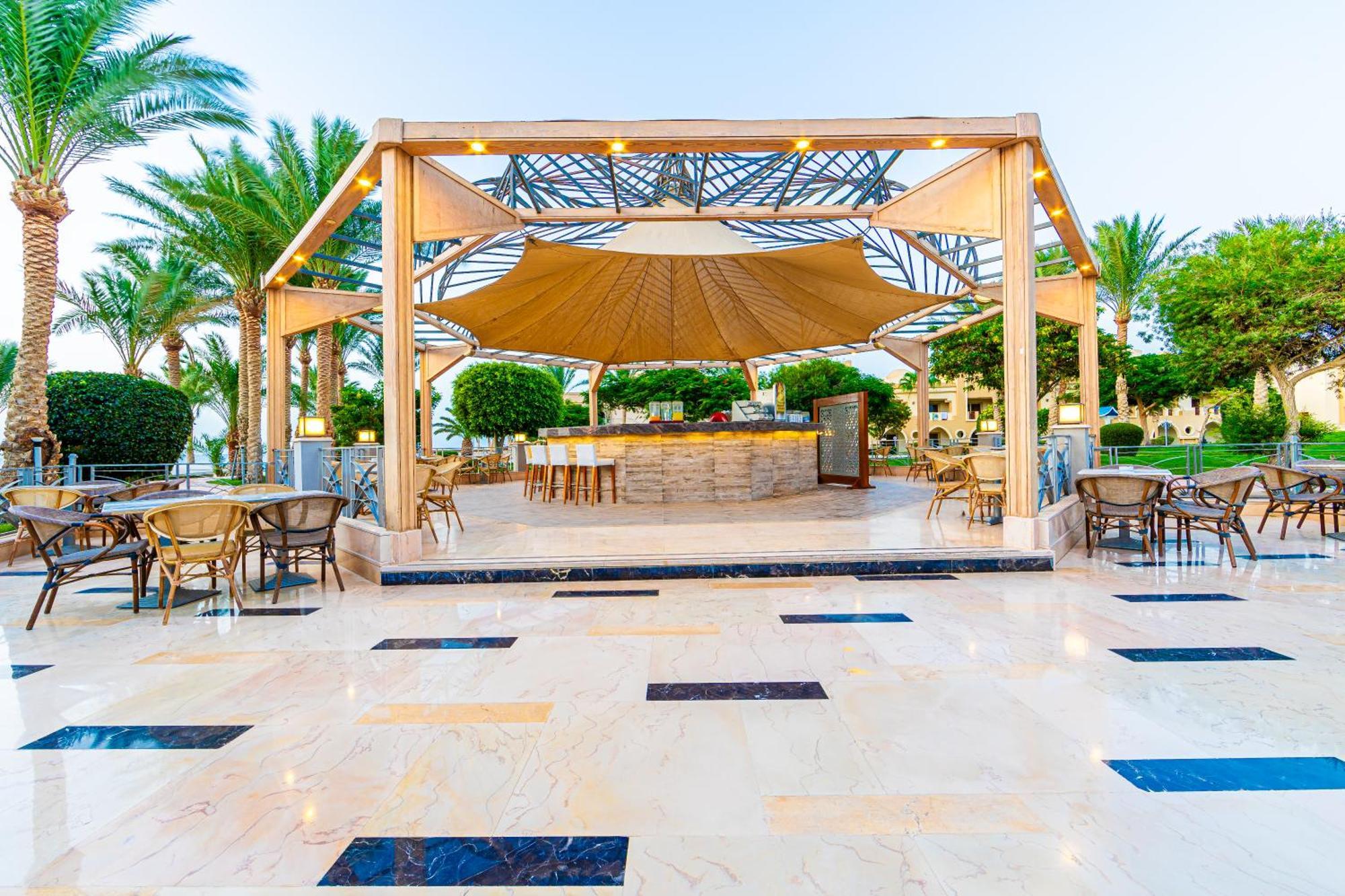 Serenity Makadi Beach Bagian luar foto The Beach Club