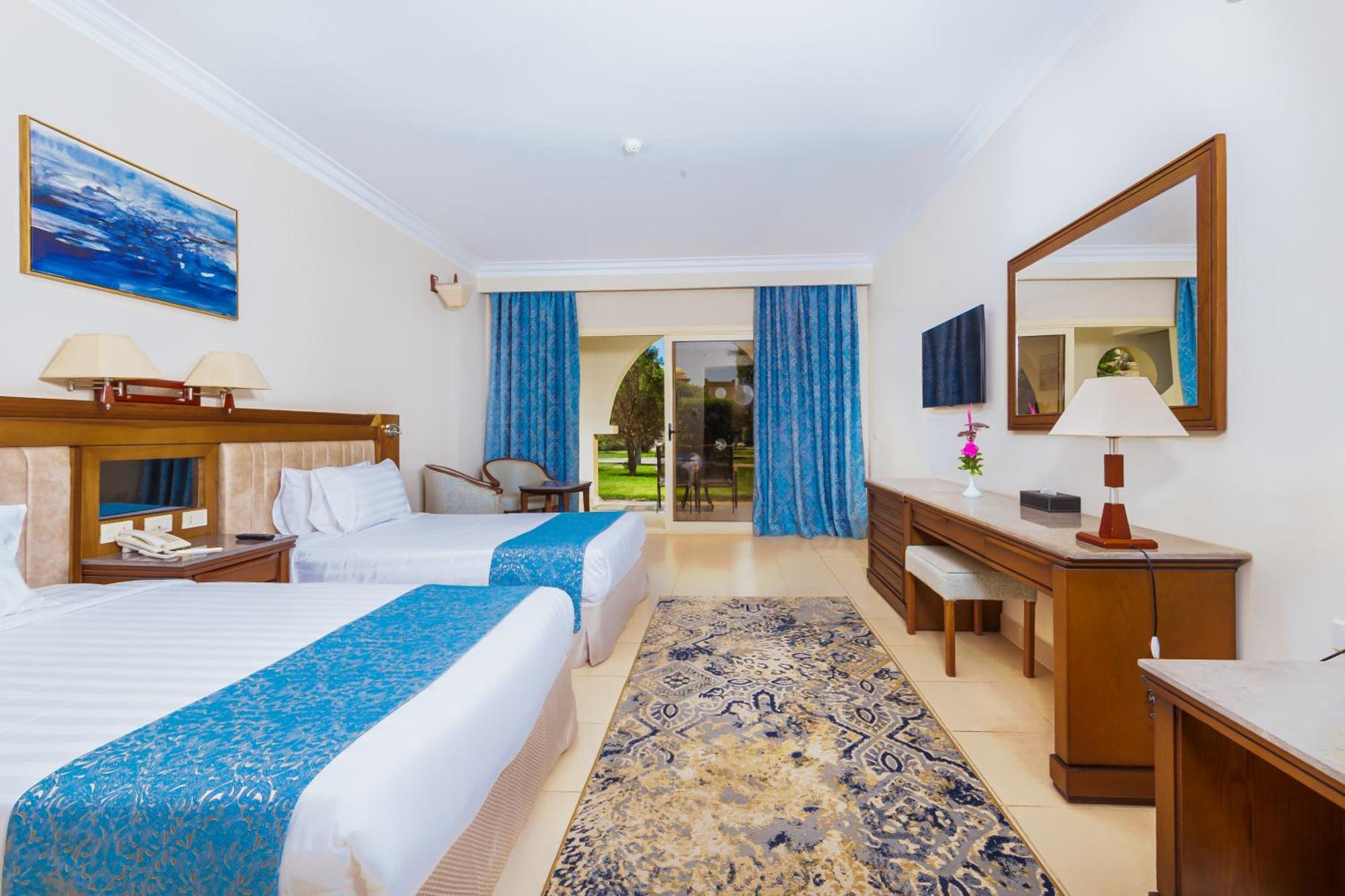 Serenity Makadi Beach Bagian luar foto Deluxe Room